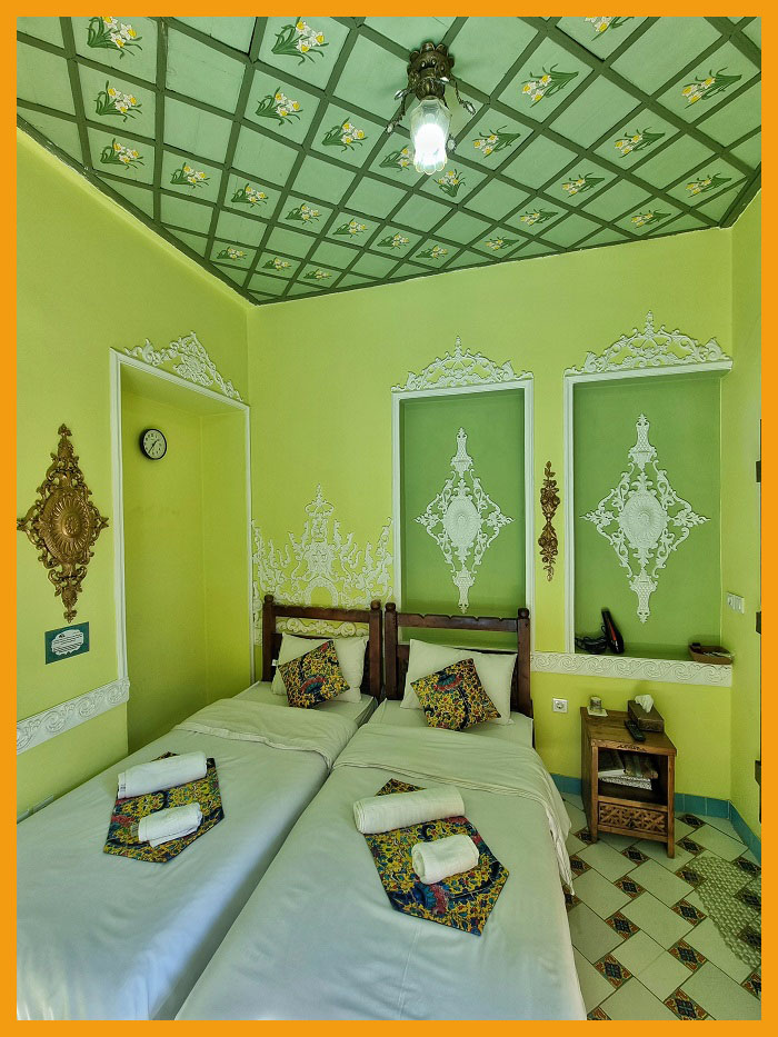 Shiraz Boutique Hotel