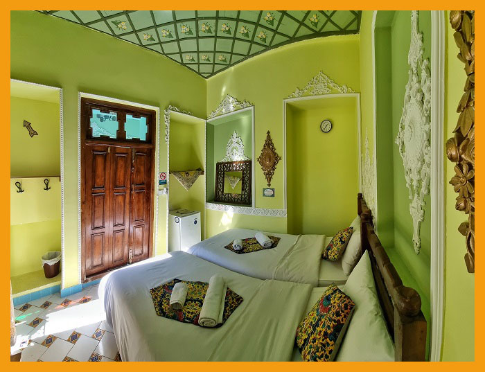 Shiraz Boutique Hotel