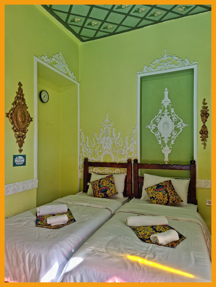 Shiraz Boutique Hotel