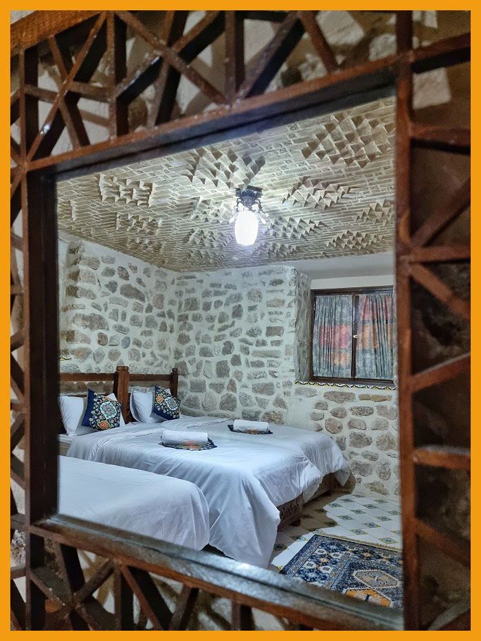 Shiraz Boutique Hotel